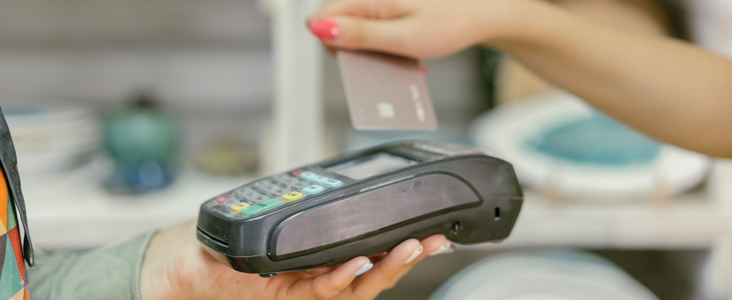 ¿Cómo Elegir Métodos de Pago con Tarjeta para Empresas? Descubre 7 pagos